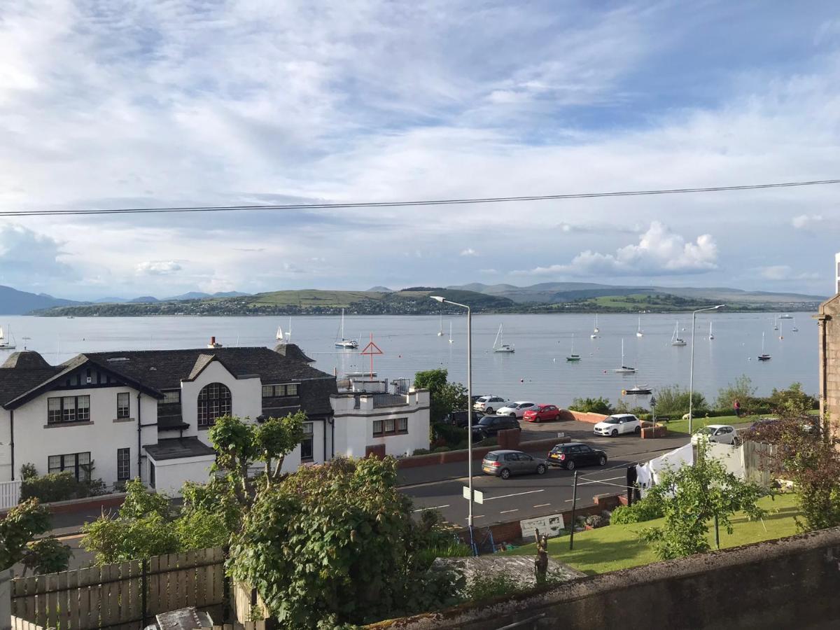 Beautiful 3-Bed Apartment In Gourock Extérieur photo